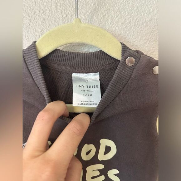 Tiny tribe GOOD TIMES romper in iron sz 9-12 months - Picture 4 of 5